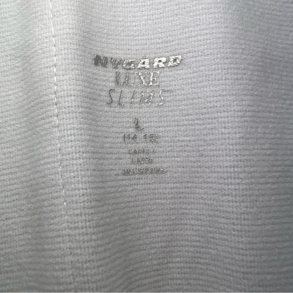 Peter Nygard Slims Capri Pants Luxe Ponte Knit Paisley Floral size L NWT - Picture 4 of 6